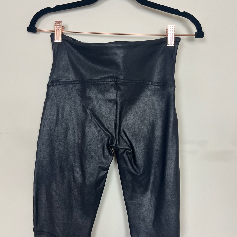 SPANX MOTO FAUX LEATHER LEGGINGS IN BLACK SIZE LARGE - Picture 14 of 16